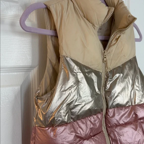 ZARA GIRL METALLIC PINK CREAM PUFFER VEST ZIP FRONT WAISTCOAT OUTERWEAR SZ 9-10 - Picture 6 of 11